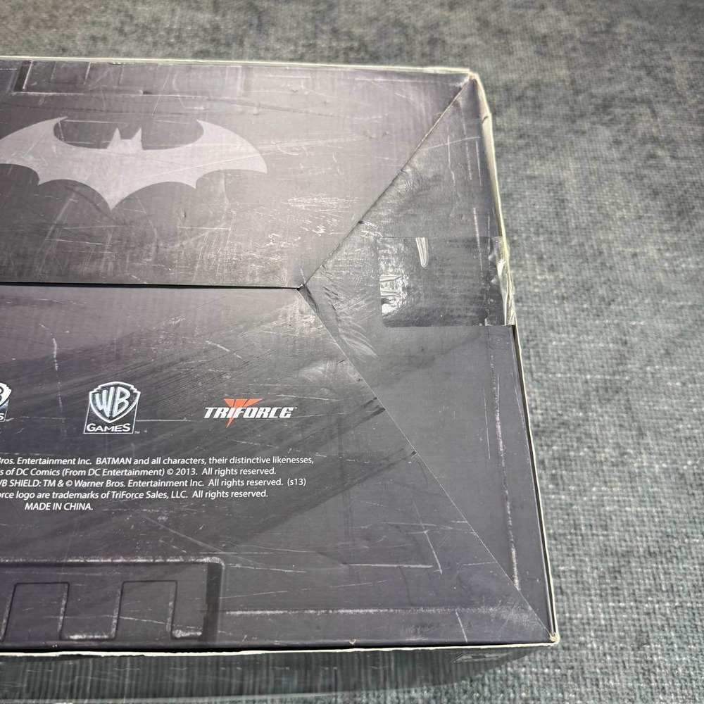 Batman Arkham Origins Xbox 360 Collector's Edition with papers box only - Picture 9 of 16